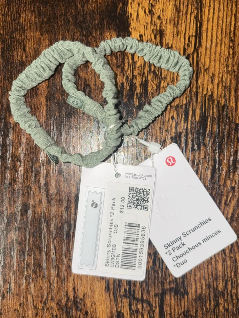 Lululemon Skinny Scrunchie - Sage Green/desert green